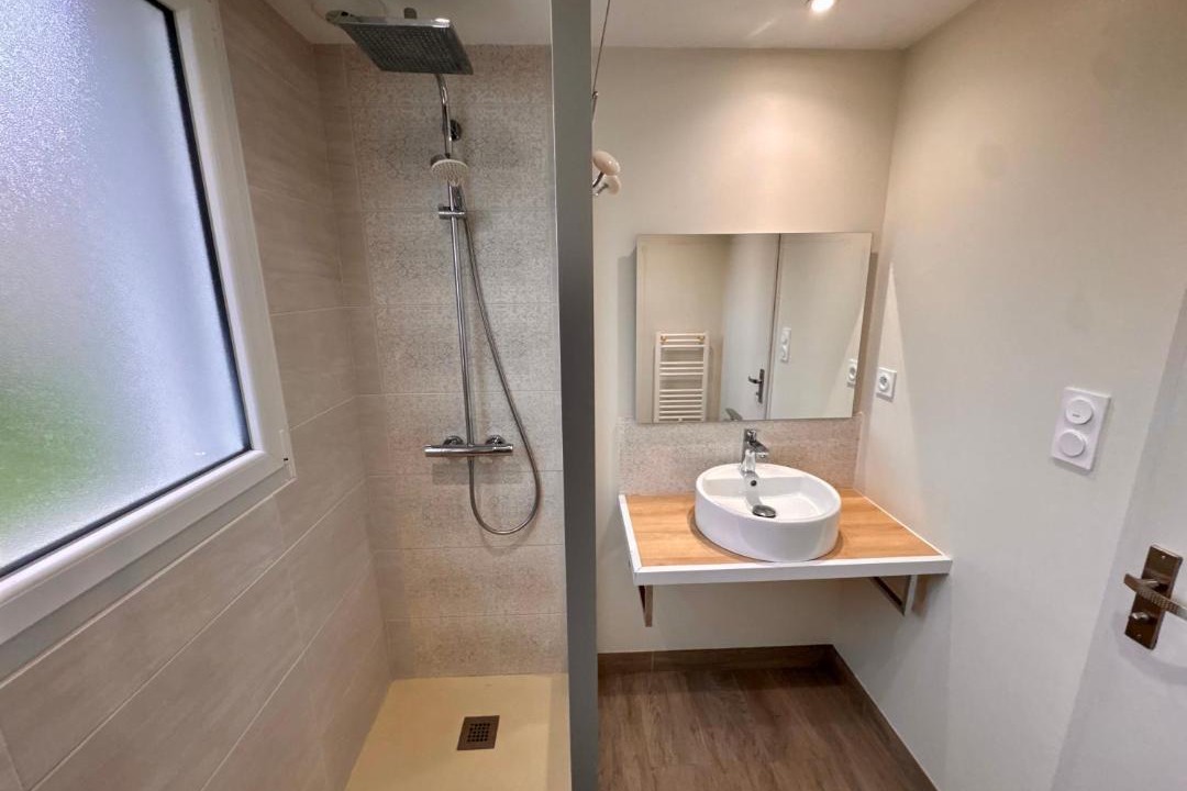 Photo of Bathroom in Vendrennes