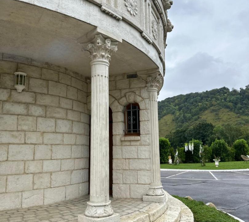 Photo of Others in Pitres