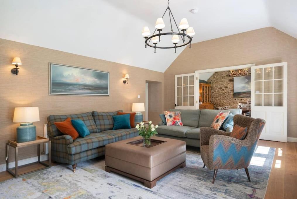 Photo of Others in Selkirk