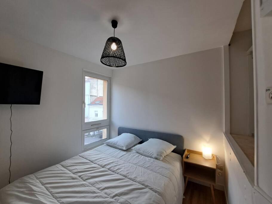 Photo of Bedroom in Reims City Centre