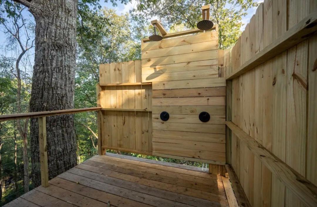 Photo of Others in Albertville