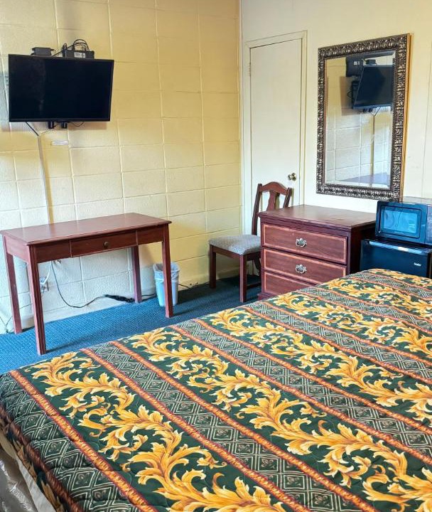 Photo of Bedroom in Atmore