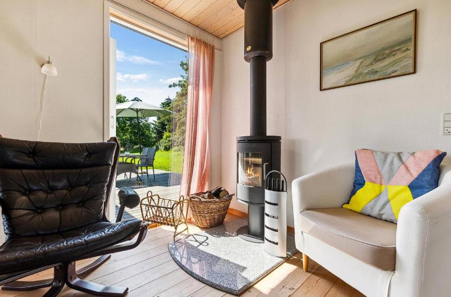 Photo of Others in Knebel