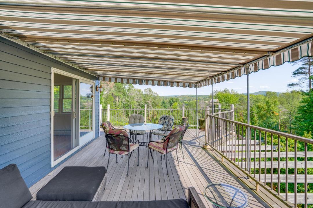 Photo of Patio Balcony in Hollowville