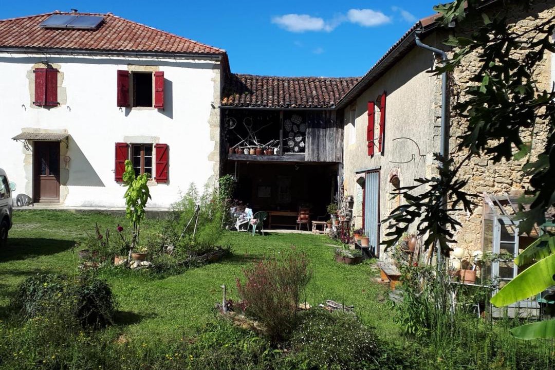 Photo of Others in Cledes