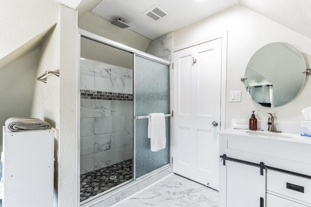 Photo of Bathroom in Northeast Kansas City