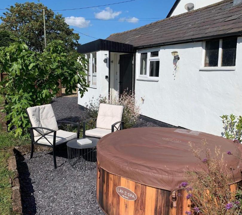 Photo of Others in Thornton-le-Moors