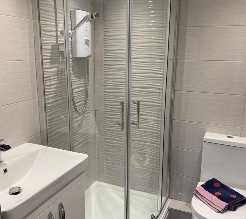 Photo of Bathroom in Thornton-le-Moors