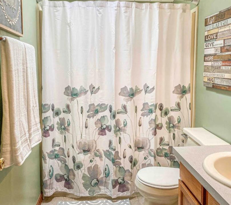 Photo of Bathroom in Klamath