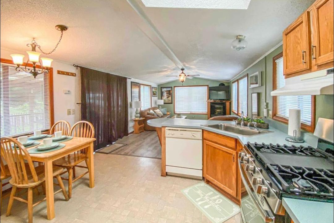 Photo of Kitchen in Klamath