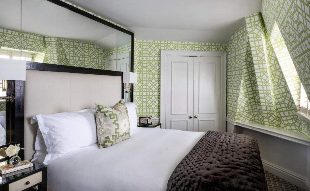 Photo of Others in South Kensington