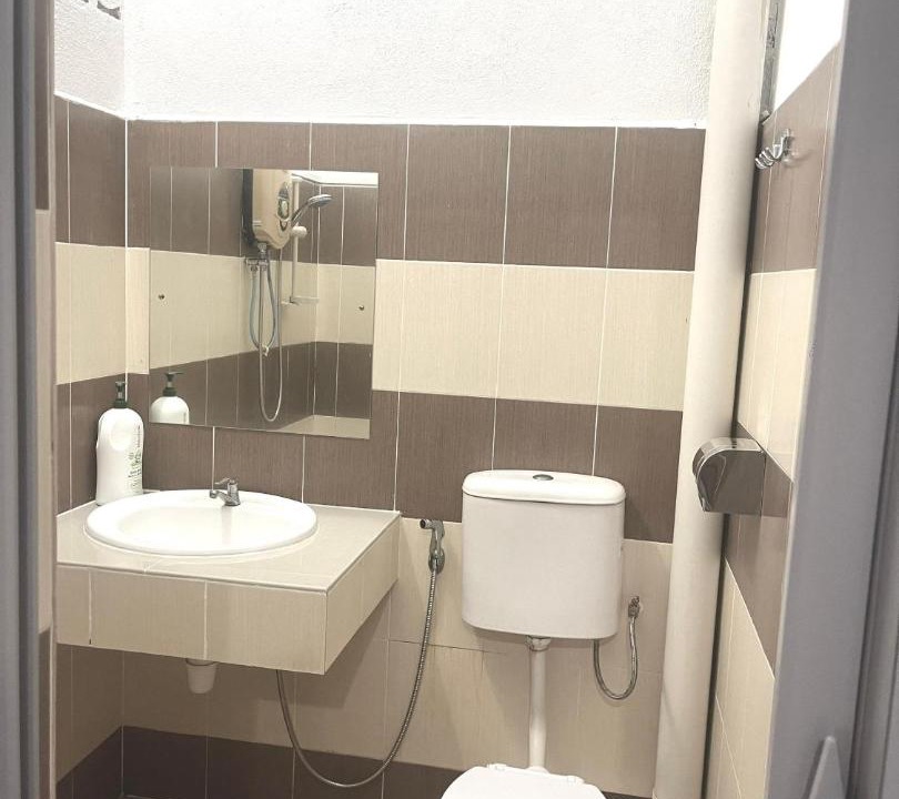 Photo of Bathroom in Batu Ferringhi