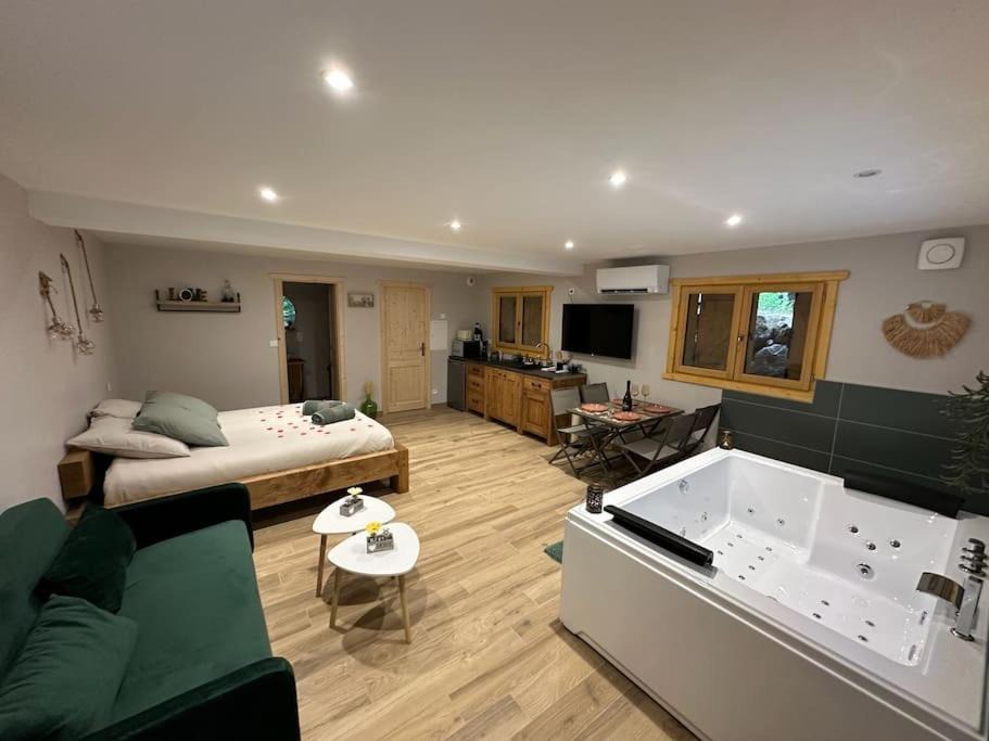 Photo of Others in L'Esperou