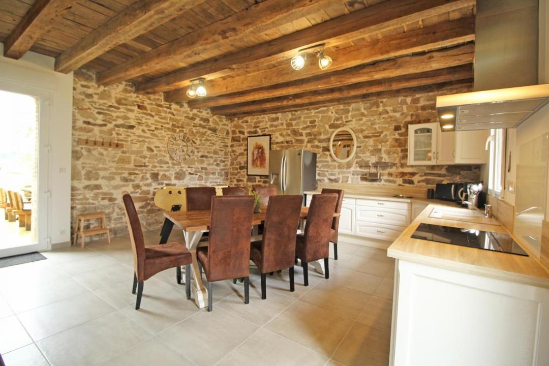 Photo of Kitchen in Saint-Yrieix-la-Perche