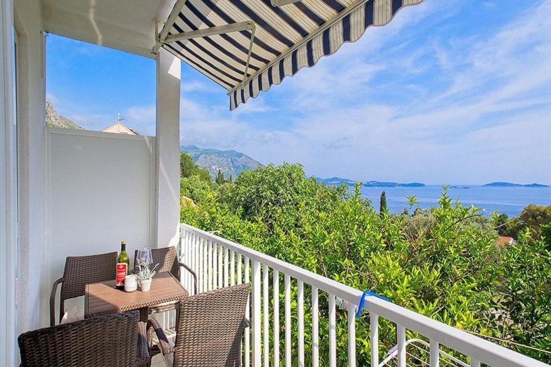 Photo of Patio Balcony in Brasina