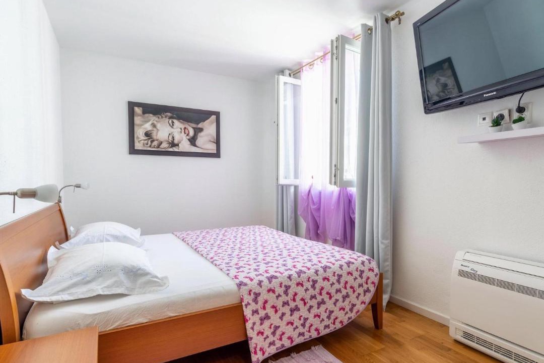 Photo of Bedroom in Supetar