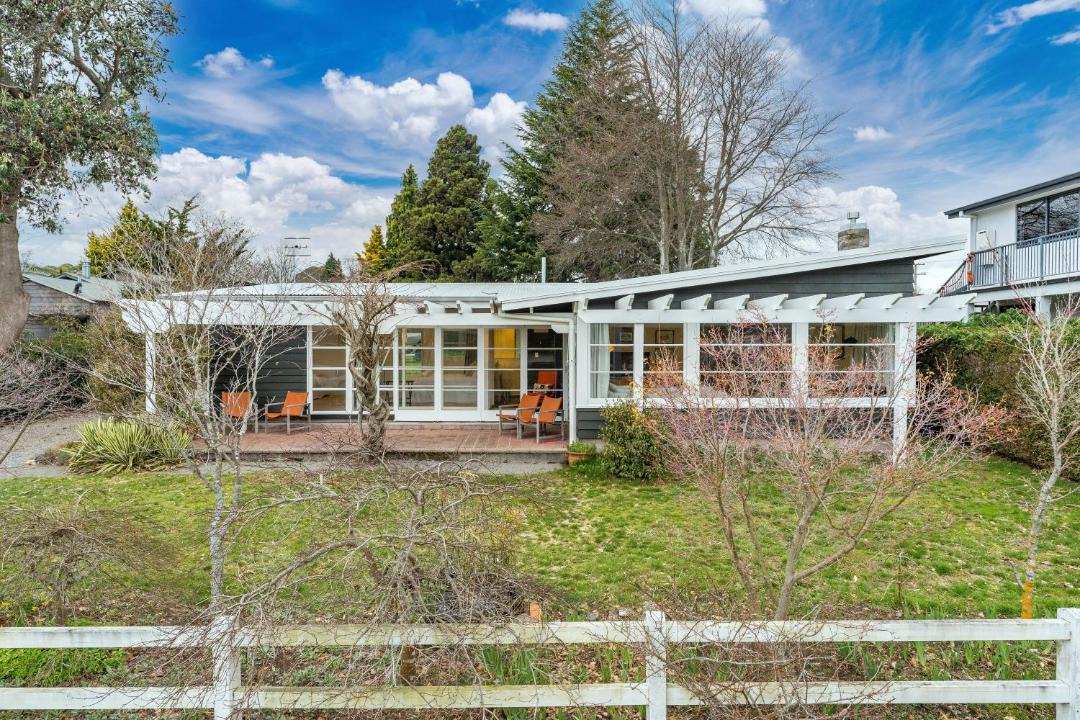 Photo of Others in Two Mile Bay