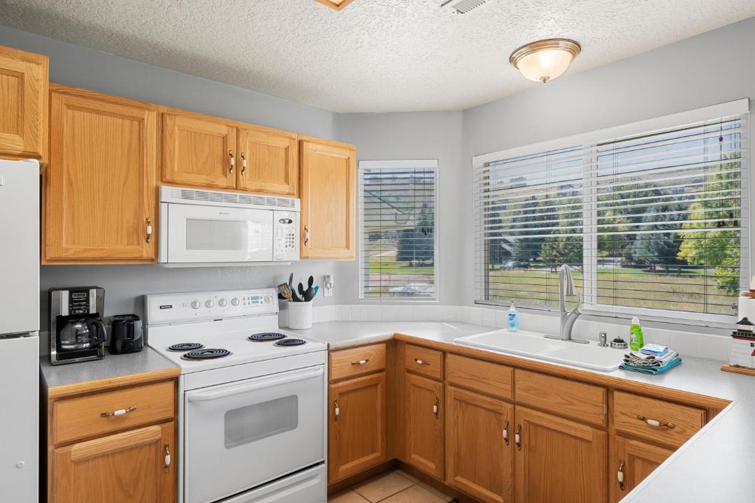 Photo of Kitchen in Harbor Village