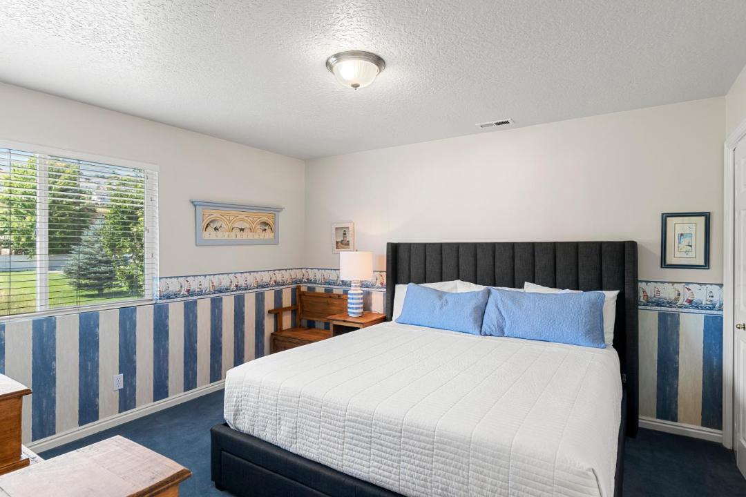 Photo of Bedroom in Harbor Village