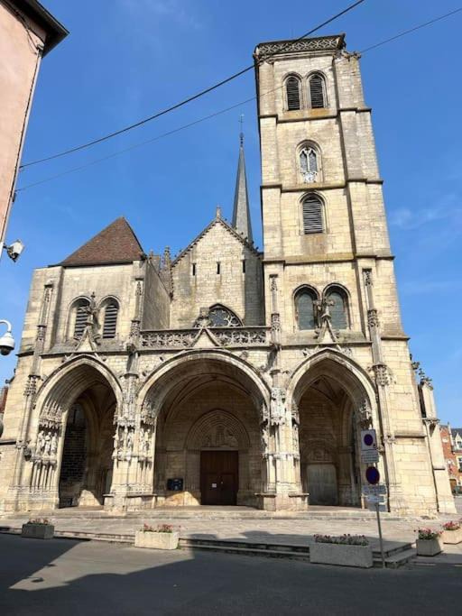 Photo of Buildings in Auxonne