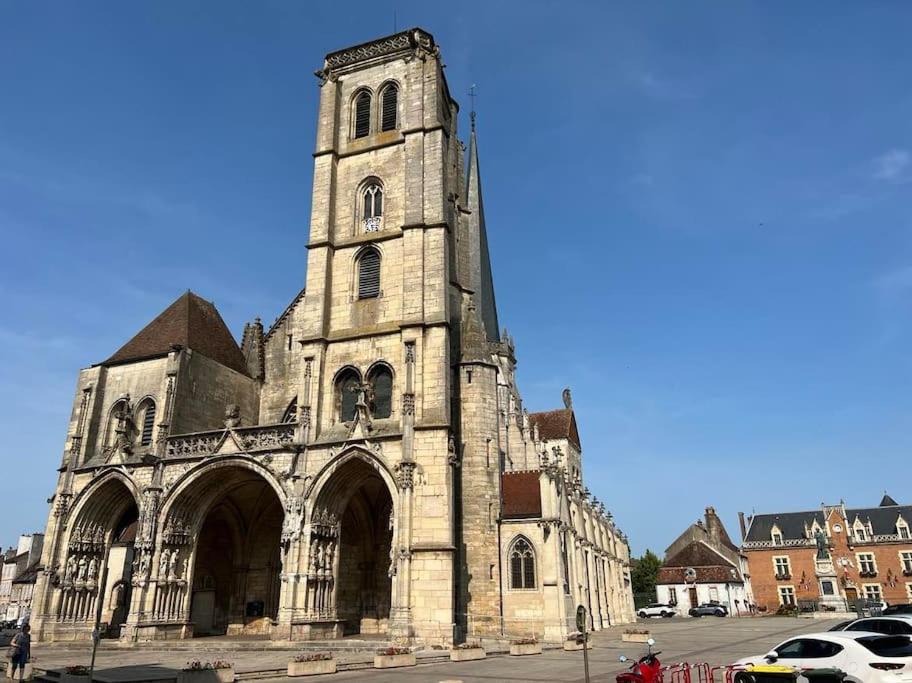 Photo of Buildings in Auxonne