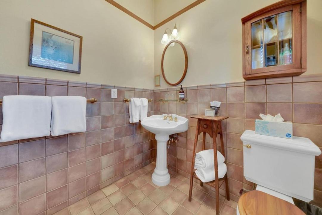Photo of Bathroom in Sutter Creek