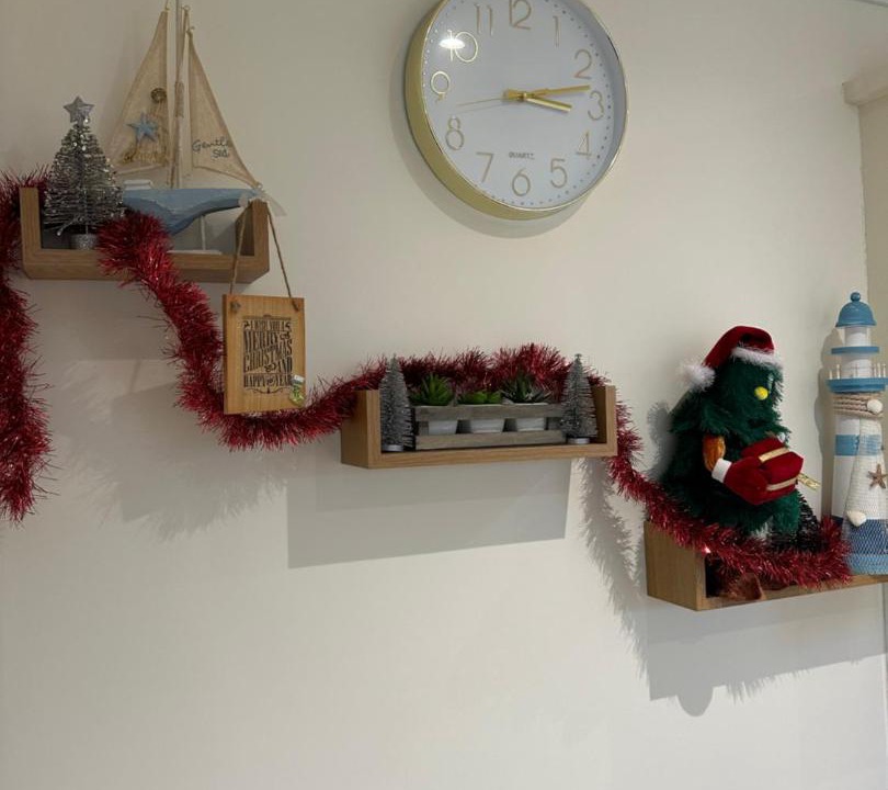 Photo of Others in Pen-clawdd