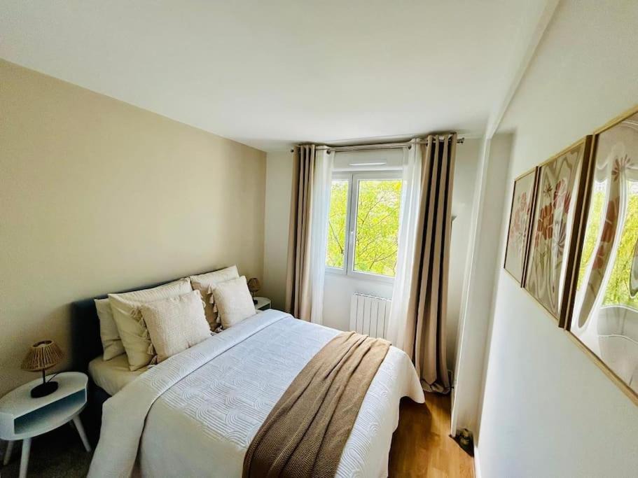Photo of Bedroom in Chelles