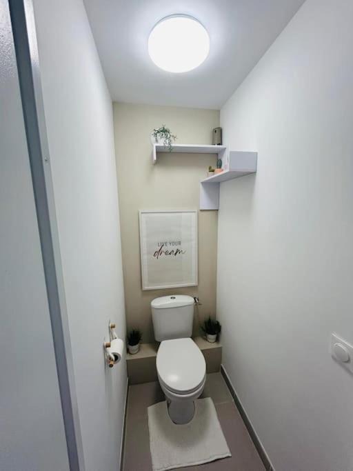 Photo of Bathroom in Chelles