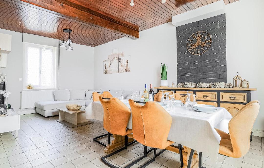 Photo of Others in Wittes