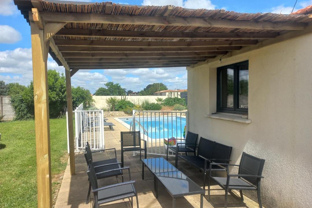 Photo of Patio Balcony in Mareuil-Sur-Lay-Dissais