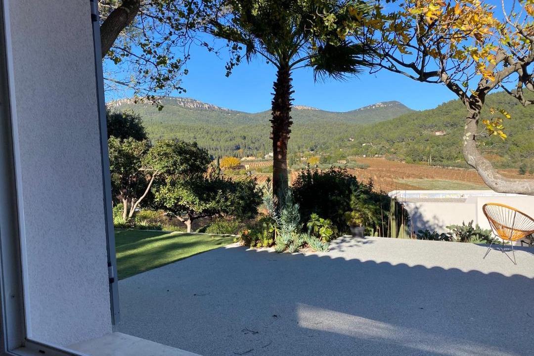 Photo of Patio Balcony in Cuers