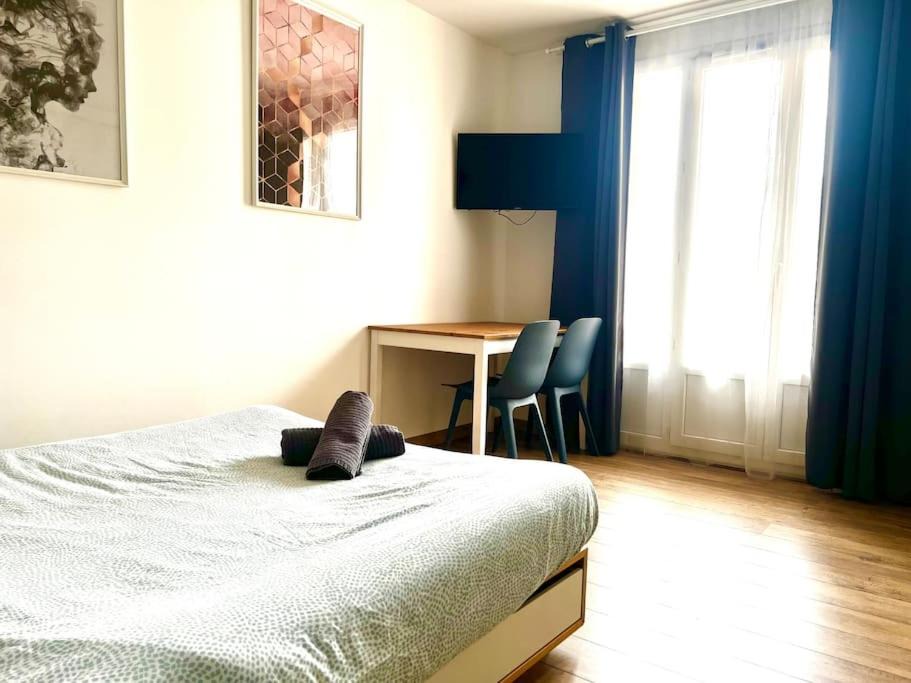 Photo of Bedroom in Secteur 1