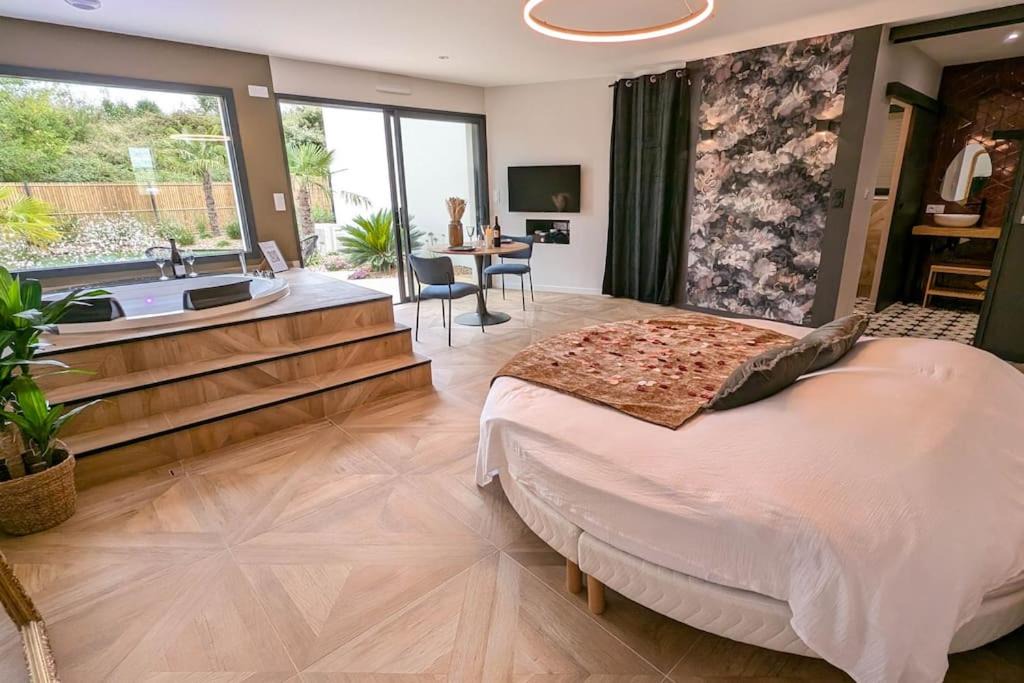 Photo of Bedroom in Talmont-Saint-Hilaire