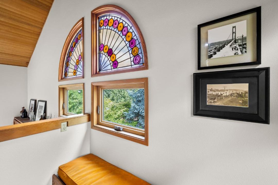 Photo of Others in Capitol Hill