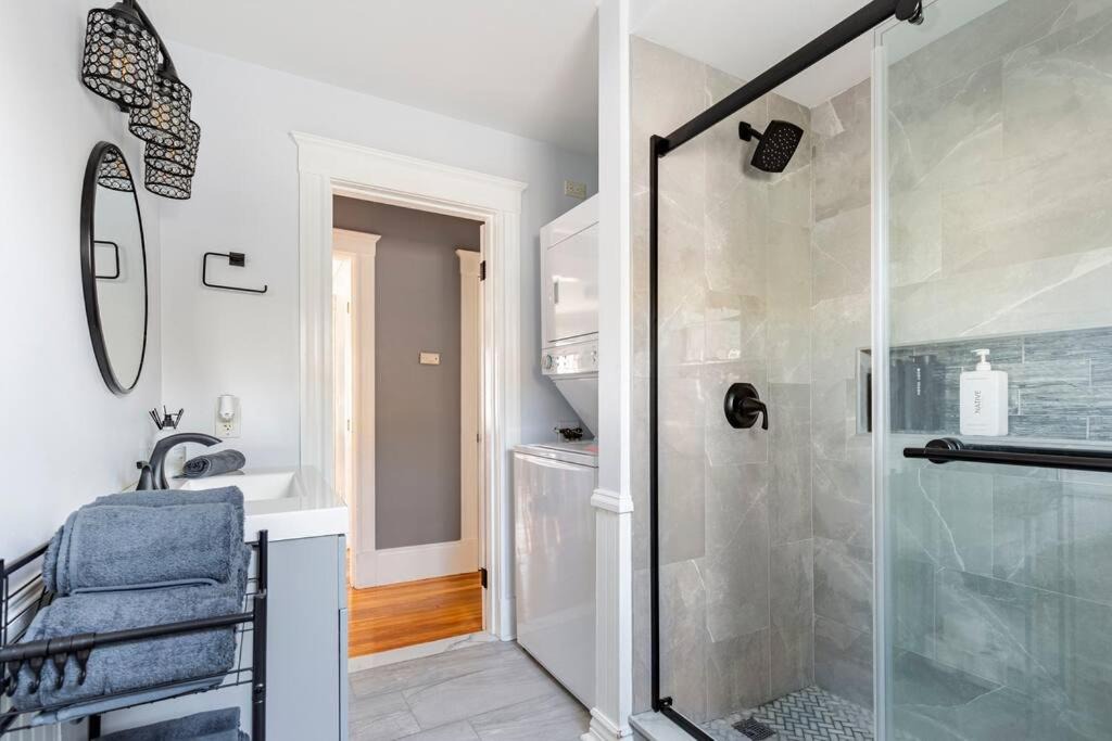 Photo of Bathroom in Salem