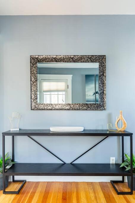 Photo of Others in Salem