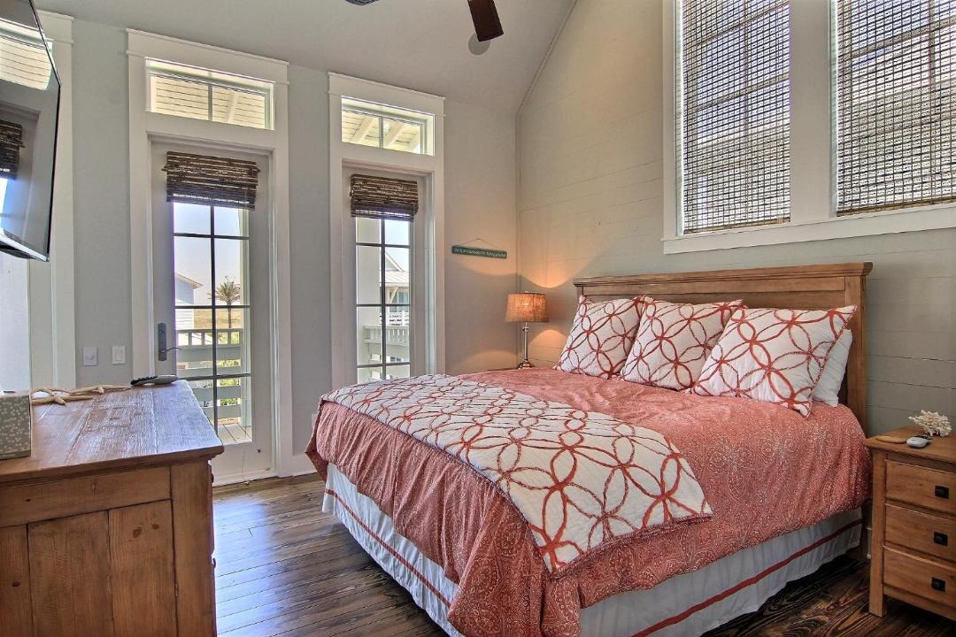Photo of Bedroom in Cinnamon Shore