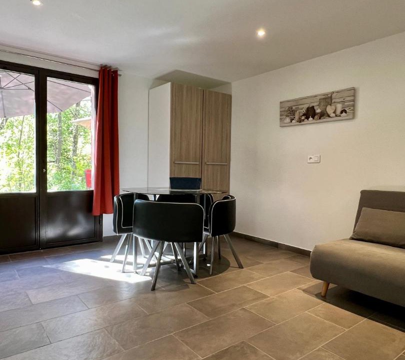 Photo of Others in Cereste