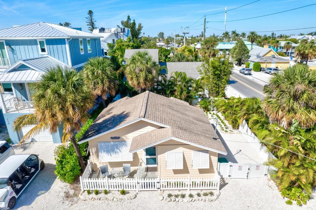 Photo of Others in Anna Maria