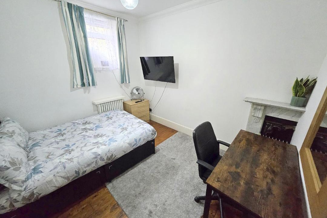 Photo of Bedroom in Battersea