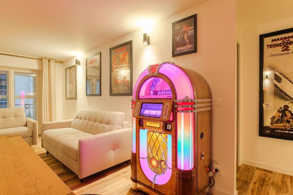 Photo of Livingroom in Griffon - Royale