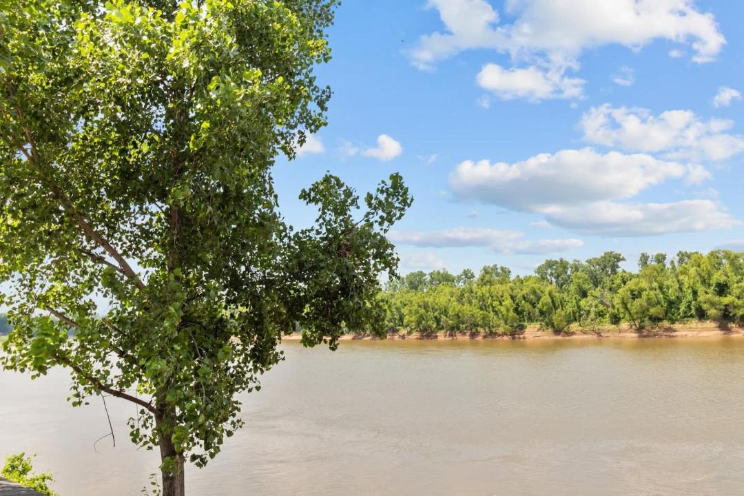 Photo of Others in Shreveport