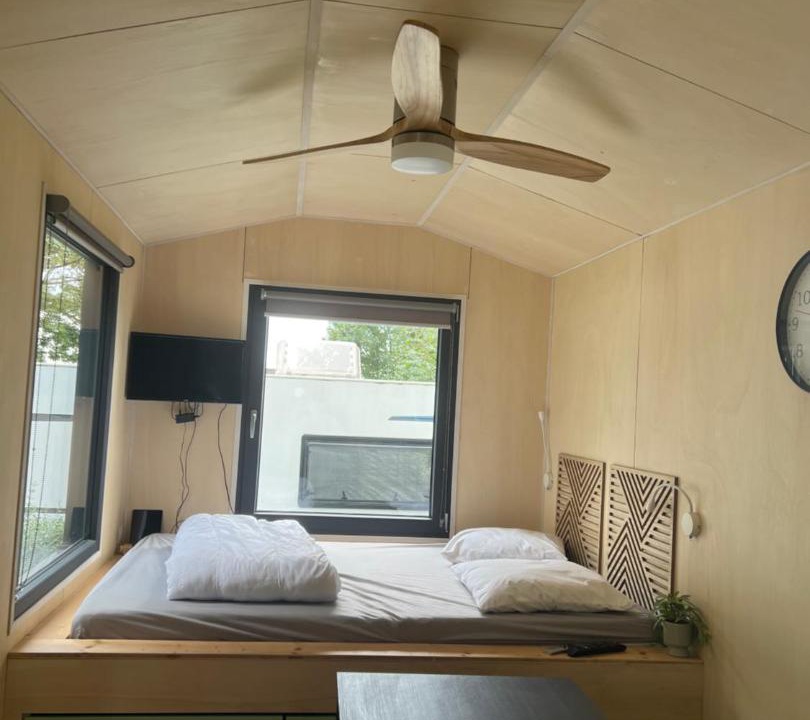 Photo of Bedroom in Saint-Usage
