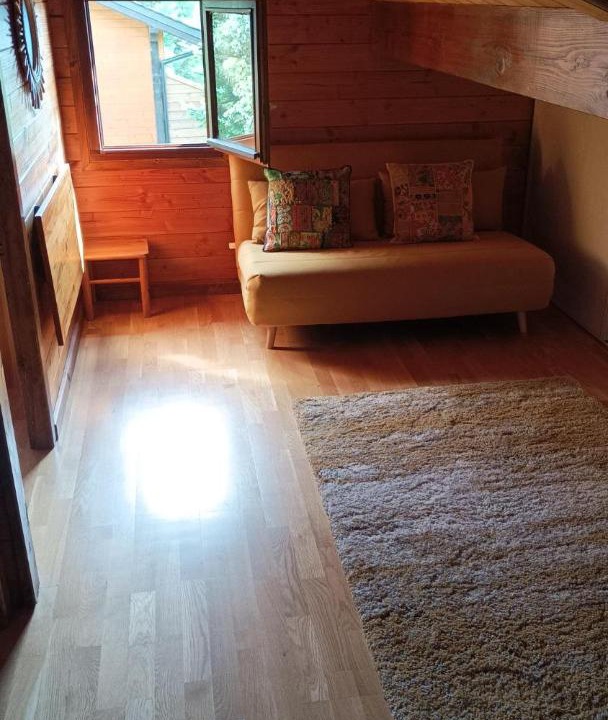 Photo of Others in Eyne 2600