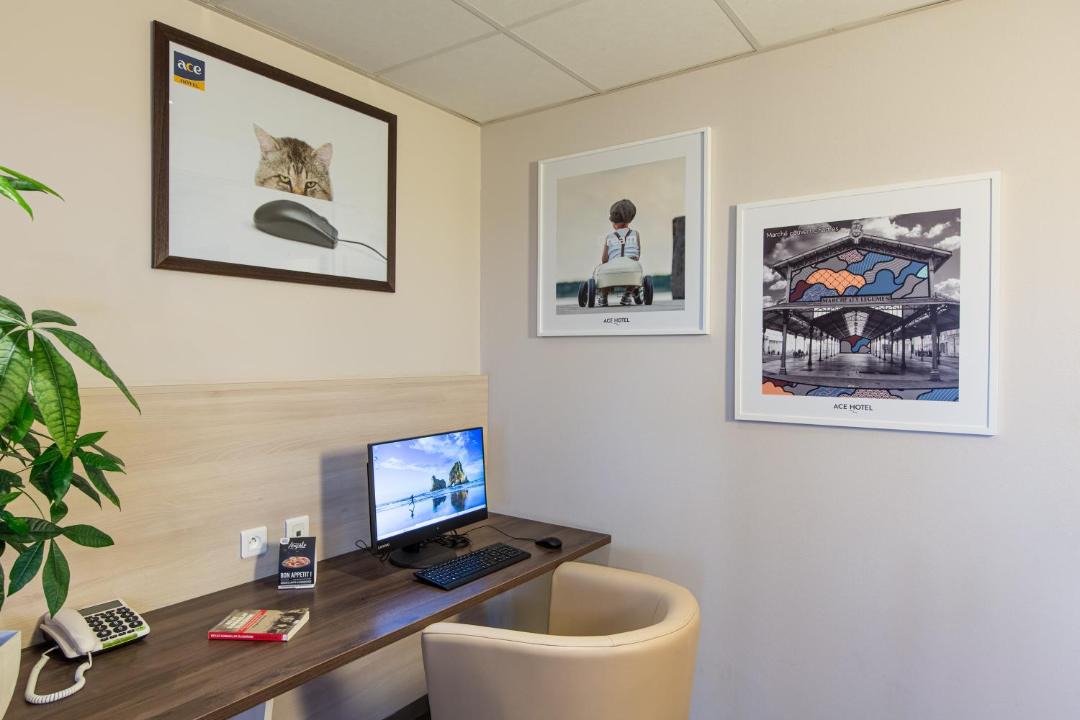 Photo of Others in Chartres