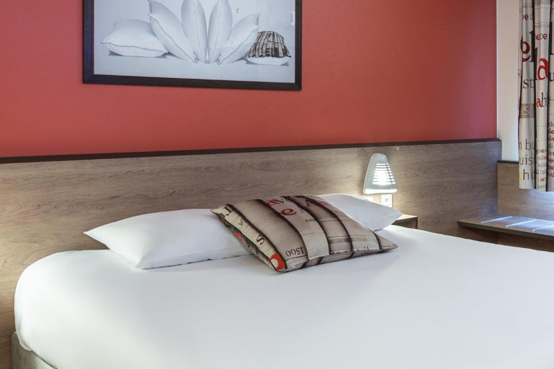 Photo of Bedroom in Chartres