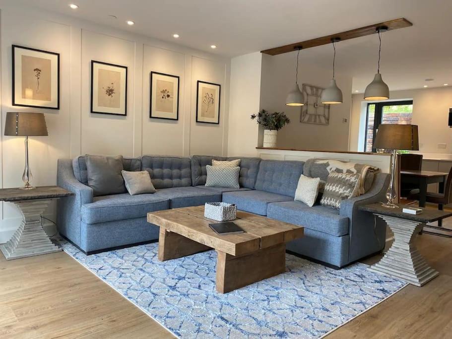 Photo of Livingroom in Claverton