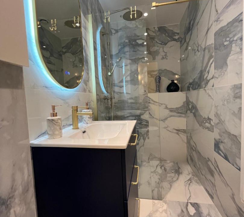 Photo of Bathroom in Arsenal