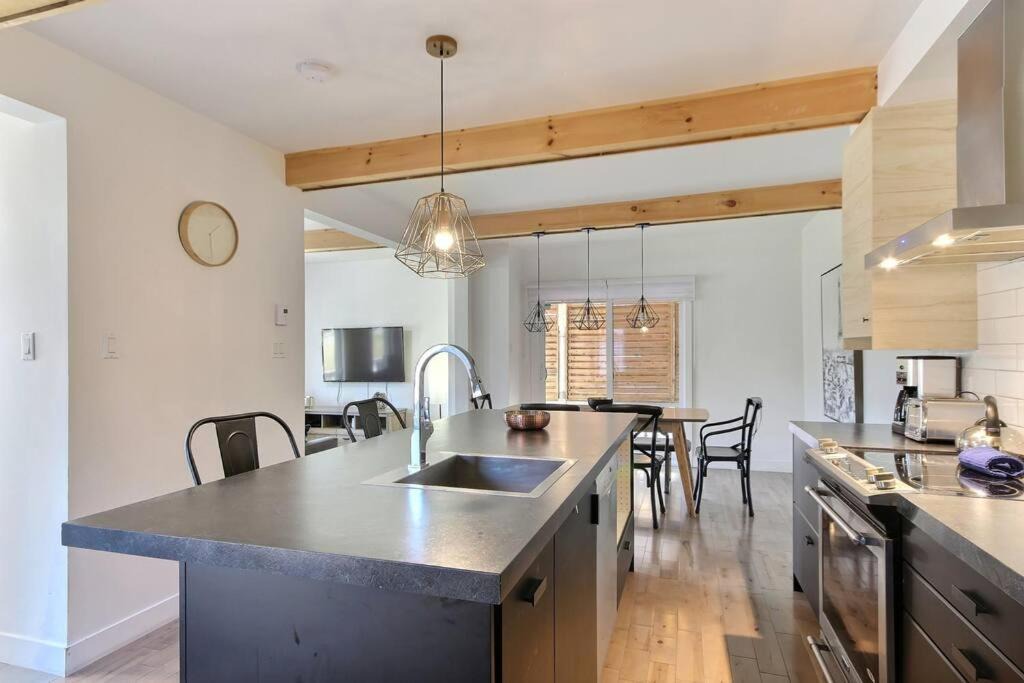 Photo of Kitchen in Chutes-Montmorency